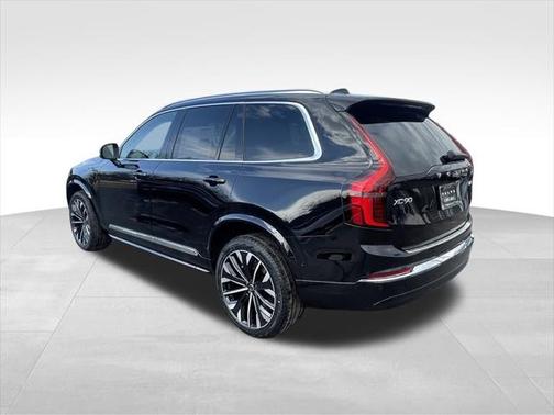 2025 Volvo XC90 Plug-In Hybrid T8 Plus