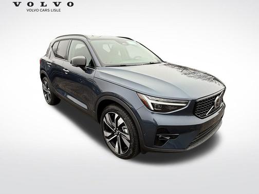 2026 Volvo XC40 B5 Ultra