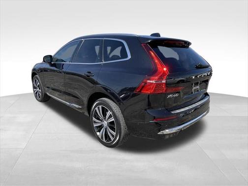 2022 Volvo XC60 Recharge Plug-In Hybrid T8 Inscription