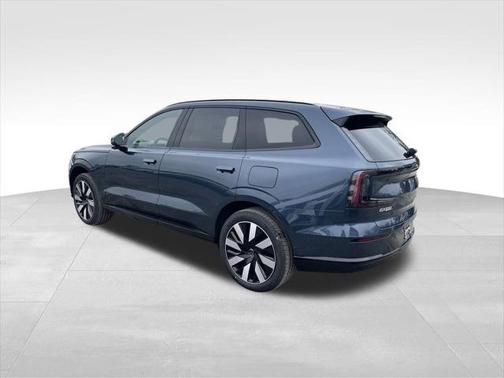 2025 Volvo EX90 Twin Motor Plus