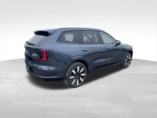 2025 Volvo EX90 Twin Motor Plus