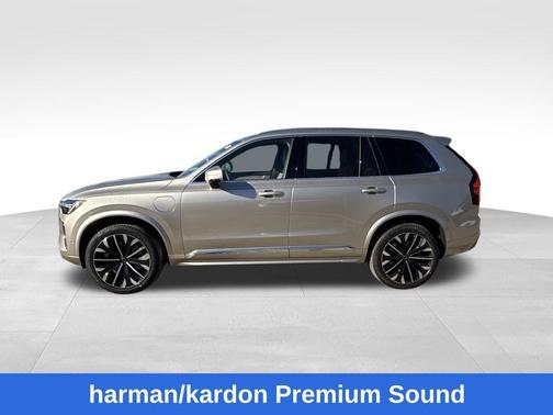 2026 Volvo XC90 Plug-In Hybrid T8 Plus