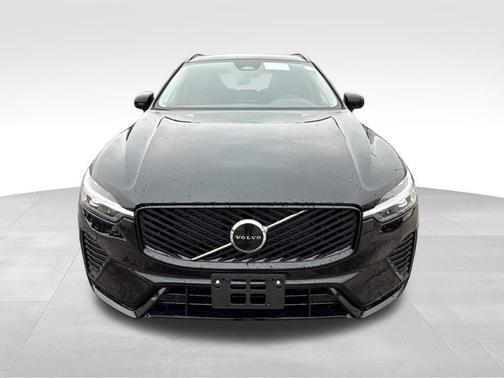 2026 Volvo XC60 B5 Core