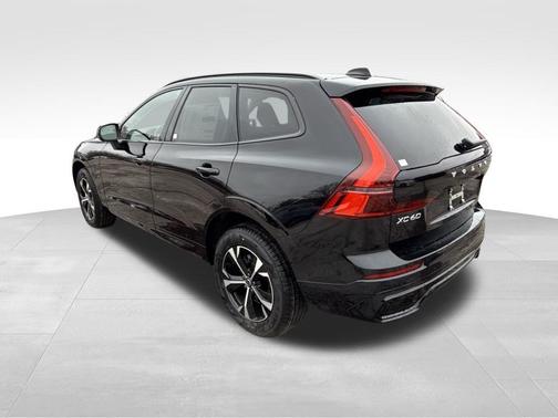 2026 Volvo XC60 B5 Core