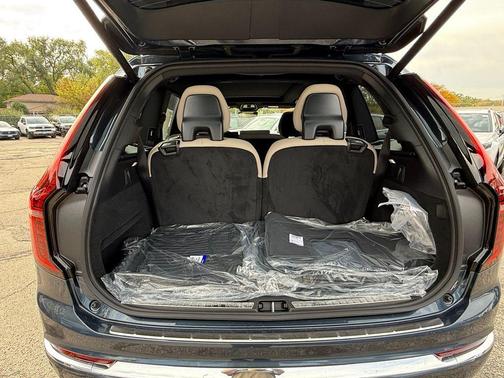 2026 Volvo XC90 B6 Plus 7-Seater