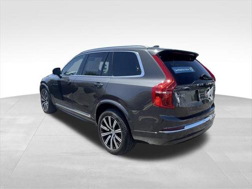 2024 Volvo XC90 B6 Plus Bright Theme