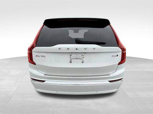 2023 Volvo XC90 B6 Plus 6-Seater