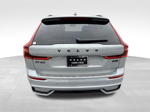 2026 Volvo XC60 B5 Ultra Black Edition