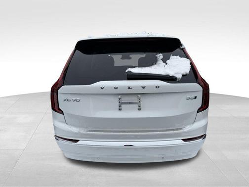 2025 Volvo XC90 B6 Ultra