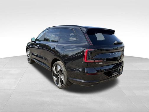 2025 Volvo EX90 Twin Motor Plus