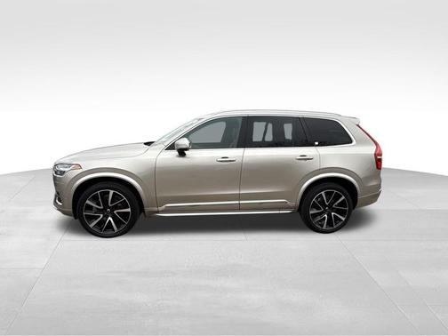 2023 Volvo XC90 B6 Plus 7-Seater