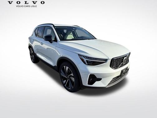 2026 Volvo XC40 B5 Ultra