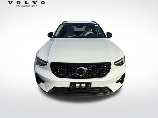 2026 Volvo XC40 B5 Ultra