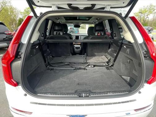 2025 Volvo XC90 B6 Plus 6-Seater