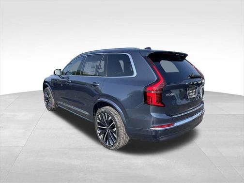 2025 Volvo XC90 Plug-In Hybrid T8 Plus