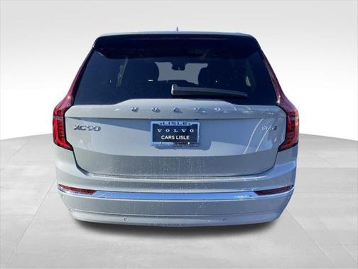 2025 Volvo XC90 B6 Plus 7-Seater