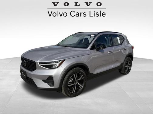 2026 Volvo XC40 B5 Core
