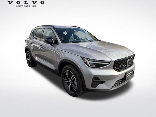 2026 Volvo XC40 B5 Core