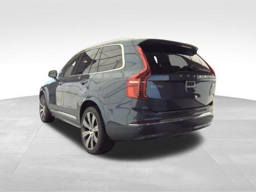 2024 Volvo XC90 Recharge Plug-In Hybrid Ultimate