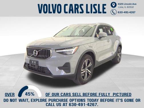 2025 Volvo XC40 B5 Core