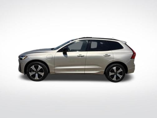 Bright Dusk Metallic 2024 Volvo XC60 Recharge Plug-In Hybrid T8 Plus Dark Theme