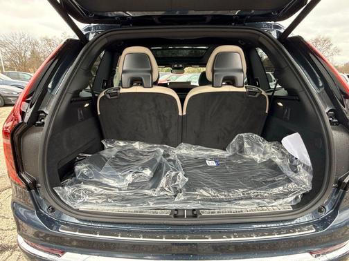 2026 Volvo XC90 B6 Plus 7-Seater