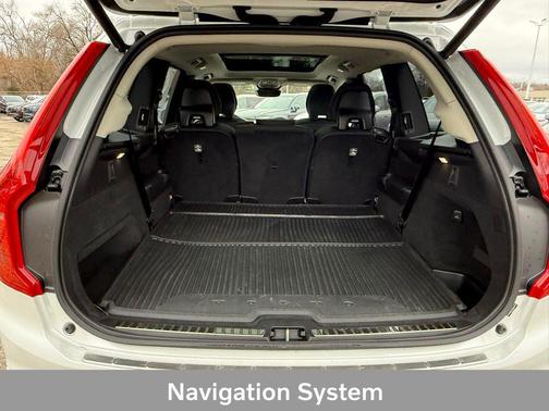 2025 Volvo XC90 Plug-In Hybrid T8 Ultra