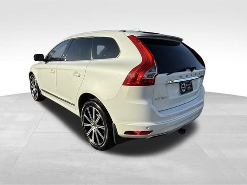 2017 Volvo XC60 T6 Inscription