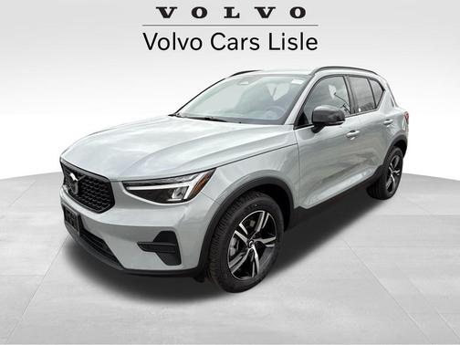 2026 Volvo XC40 B5 Core