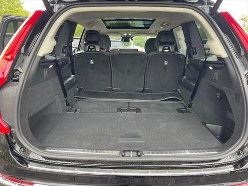 2025 Volvo XC90 B6 Plus 7-Seater