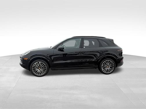 2023 Porsche Cayenne Platinum Edition