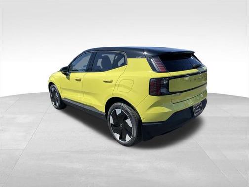 2025 Volvo EX30 Twin Motor Ultra