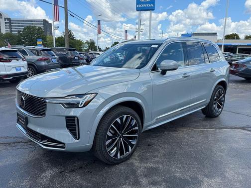 2026 Volvo XC90 B6 Plus 7-Seater