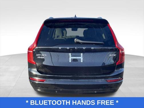 2023 Volvo XC90 B5 Core