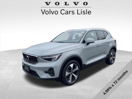 2025 Volvo XC40 B5 Core