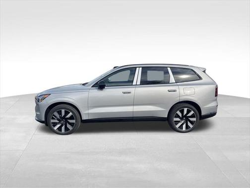2025 Volvo EX90 Twin Motor Plus
