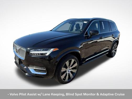 2025 Volvo XC90 B6 Plus 7-Seater