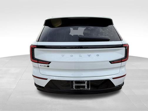 2025 Volvo EX90 Ultra, Twin Motor