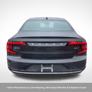 2022 Volvo S90 B6 Inscription
