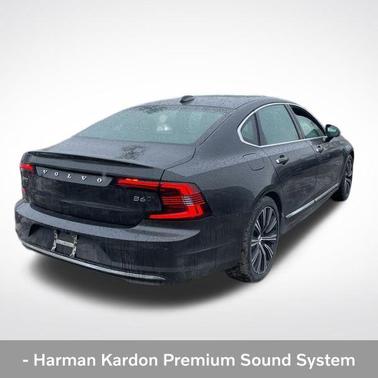 Platinum Gray Metallic 2022 Volvo S90 B6 Inscription