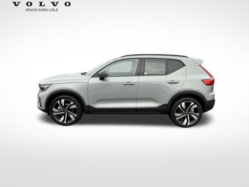 2026 Volvo XC40 B5 Ultra