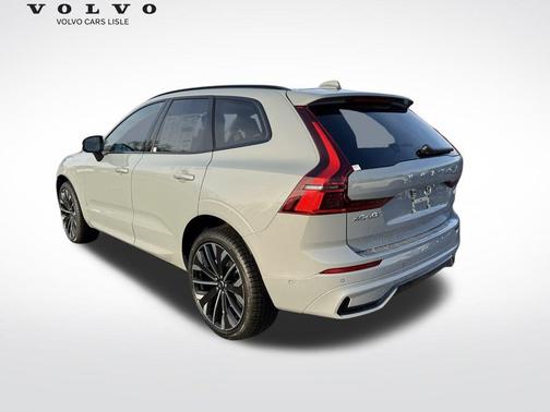 2026 Volvo XC60 B5 Ultra