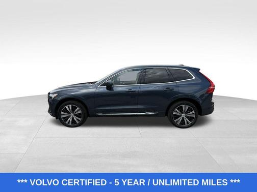 2022 Volvo XC60 Recharge Plug-In Hybrid T8 Inscription