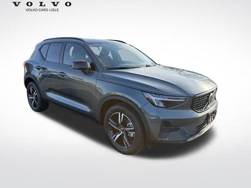 2026 Volvo XC40 B5 Core