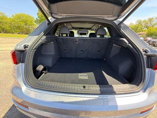 Florett Silver Metallic 2020 Audi Q3 Premium Plus