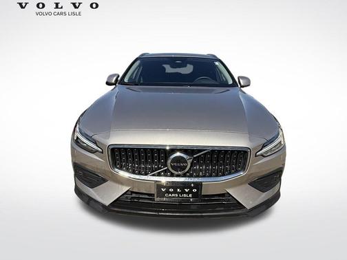 Bright Dusk Metallic 2026 Volvo V60 Cross Country B5 Plus