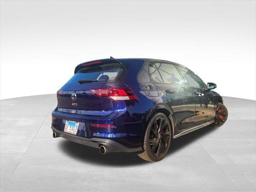 2022 Volkswagen Golf GTI 2.0T SE DSG