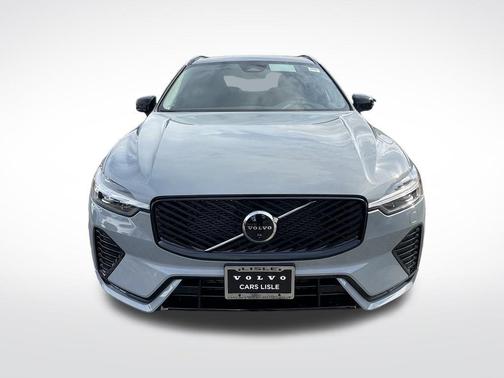 2026 Volvo XC60 B5 Plus Dark Theme