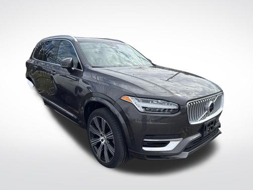2023 Volvo XC90 Recharge Plug-In Hybrid T8 Plus Bright Theme 7 Passenger