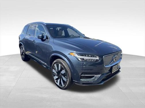 2024 Volvo XC90 Recharge Plug-In Hybrid Ultimate